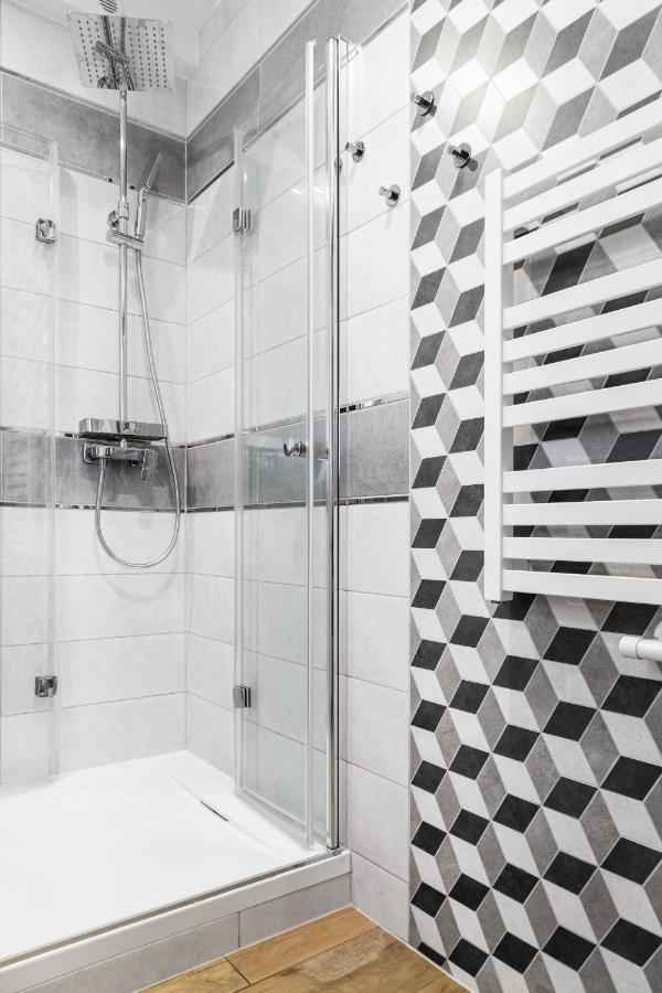 Househost Apartment:Bracka 3/15A คราคูฟ ภายนอก รูปภาพ