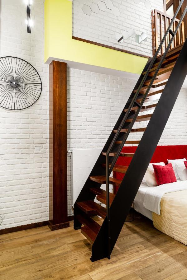Househost Apartment:Bracka 3/15A คราคูฟ ภายนอก รูปภาพ