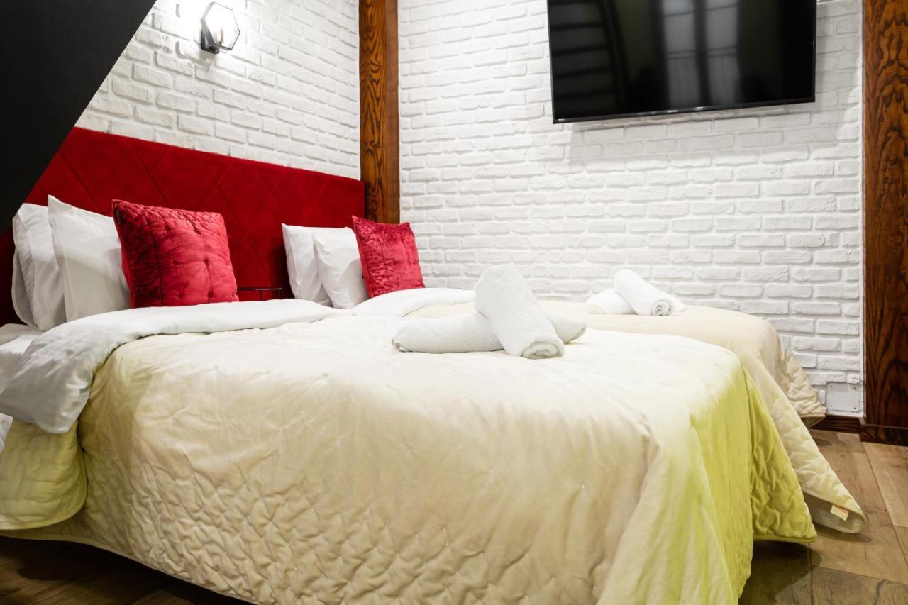 Househost Apartment:Bracka 3/15A คราคูฟ ภายนอก รูปภาพ