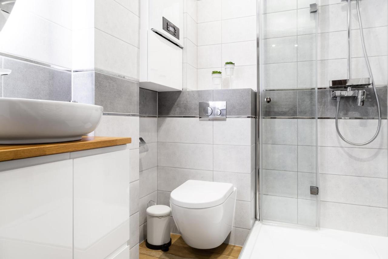 Househost Apartment:Bracka 3/15A คราคูฟ ภายนอก รูปภาพ